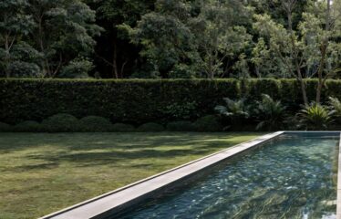 LUXURIOUS 5 BEDROOMS VILLA PLUS DSQ & GARDEN FOR SALE IN KAREN.