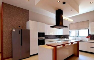 BEAUTIFUL & LUXURIOUS 4 BEDROOMS  VILLAS PLUS DSQ FOR SALE IN LORESHO.