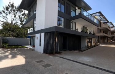 VILLA NOVO LAVINGTON – 5-BEDROOM LUXURY VILLA FOR SALE (WITH DSQ)