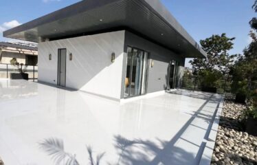 5 BEDROOM LUXURY VILLA FOR SALE IN LAVINGTON NAIROBI – PRIVATE ELEVATOR, ROOFTOP TERRACE .