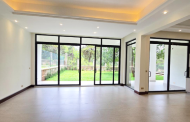 6 BEDROOM LUXURY VILLAS FOR SALE IN KITISURU OFF PEPONI ROAD NAIROBI WITH 2 DSQS
