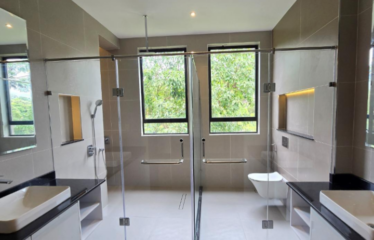 6 BEDROOM LUXURY VILLAS FOR SALE IN KITISURU OFF PEPONI ROAD NAIROBI WITH 2 DSQS