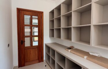 LUXURY 5 BEDROOM MANSION FOR SALE IN KAREN NAIROBI – ALL ENSUITE, 1,000 SQM ON HALF ACRE .