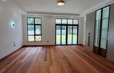 LUXURY 5 BEDROOM MANSION FOR SALE IN KAREN NAIROBI – ALL ENSUITE, 1,000 SQM ON HALF ACRE .