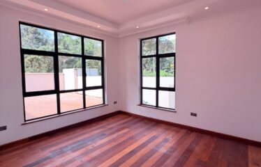 LUXURY 5 BEDROOM MANSION FOR SALE IN KAREN NAIROBI – ALL ENSUITE, 1,000 SQM ON HALF ACRE .