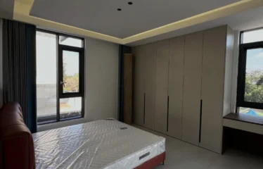 5 BEDROOM LUXURY VILLA FOR SALE IN LAVINGTON NAIROBI – PRIVATE ELEVATOR, ROOFTOP TERRACE .