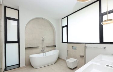 Ambassadorial Luxury 6-Bedroom Villa for Rent in Nyari | Private Pool, Smart Home.