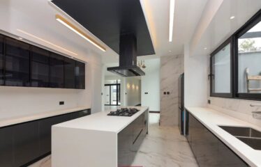Ambassadorial Luxury 6-Bedroom Villa for Rent in Nyari | Private Pool, Smart Home.