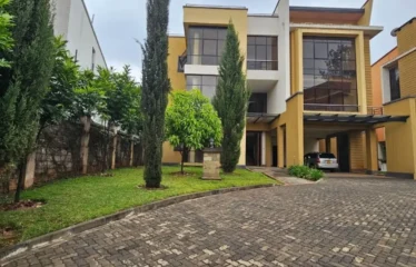 Luxury 5-Bedroom Townhouse for Sale in Lavington, Nairobi