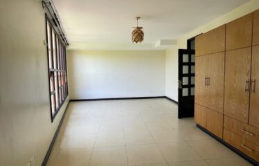 Luxury 5-Bedroom Villa with DSQ for Sale in Karen, Nairobi