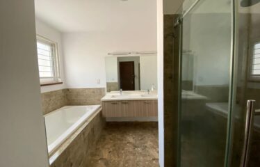 5 Bedroom Townhouse + DSQ for Sale in Lavington.