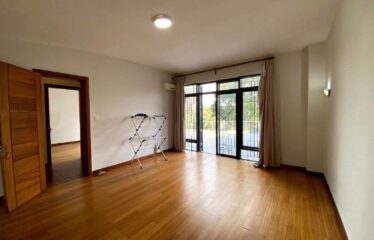 Luxury 5-Bedroom Villa with SQ & Private Garden for Rent in Spring Valley, Westlands