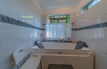 Luxury 4-Bedroom All-En-Suite Villa for Rent in Old Kitisuru.