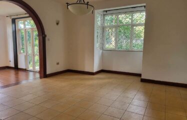 Luxury 5 Bedroom Townhouse for Rent in Rosslyn – Nairobi
