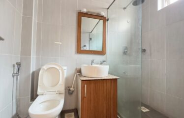 3 Bedrooms apartment all ensuite plus dsq for rent in Kilimani, Nairobi.
