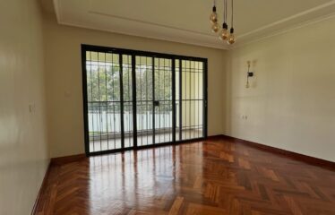 Luxury 5-Bedroom All En-Suite Villa with 2 SQs & Private Swimming Pool for Rent in Loresho