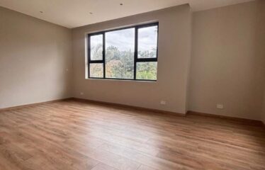 Luxury 5-Bedroom Villa + SQ for Rent in Lavington Nairobi.