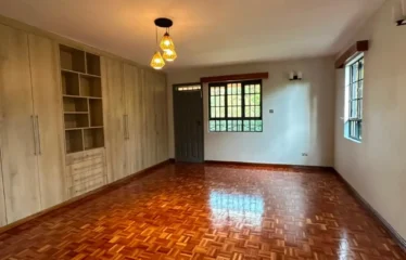 Luxurious 5-Bedroom Family Home to Let in Karen, Nairobi.