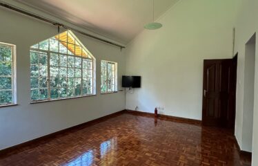 Charming 5-Bedroom Villa with DSQ for Rent in Rosslyn Lone Tree, Nairobi.