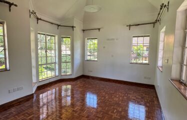 Charming 5-Bedroom Villa with DSQ for Rent in Rosslyn Lone Tree, Nairobi.