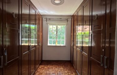 Charming 5-Bedroom Villa with DSQ for Rent in Rosslyn Lone Tree, Nairobi.