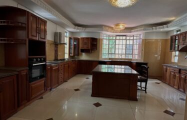 Executive 6-Bedroom Luxury Residence to Let in Nyari Estate, Nairobi