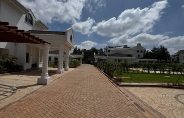 Modern 5-Bedroom Family Home Plus DSQ for Rent in Karen.