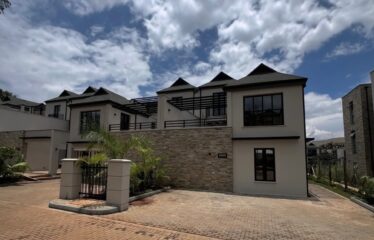 6-Bedroom Villa for Sale in Runda